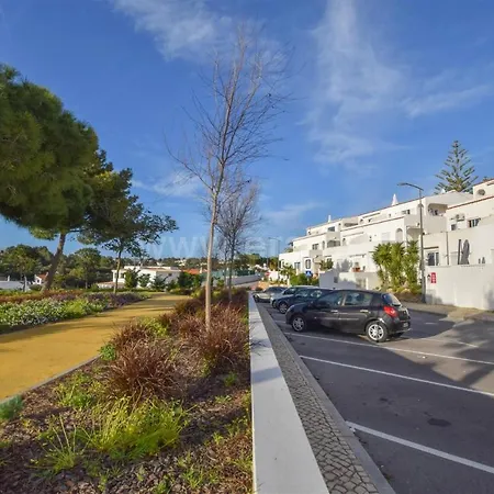 Daire Casa Uniao Carvoeiro - Charming Beachhouse At The Sea Of Vale Centianes *